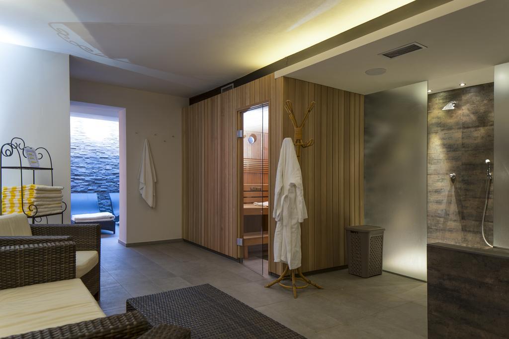 Hotel Krondlhof Brunico Zewnętrze zdjęcie